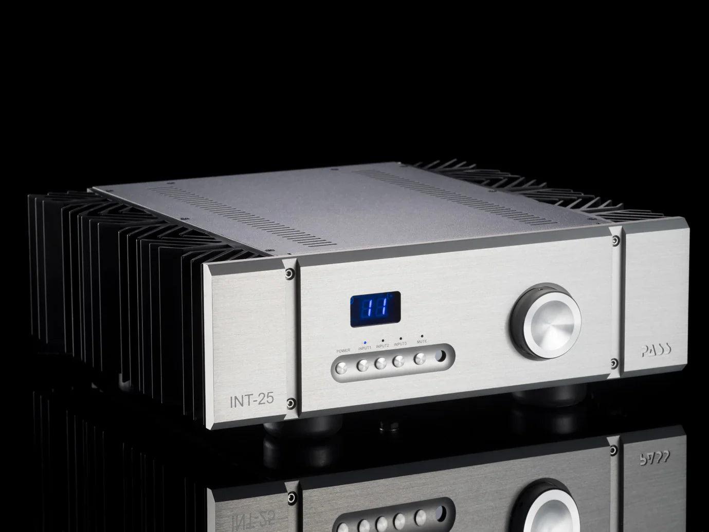 Integrated Amplifer - Class A/B